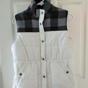 Ladies Eddie Bauer White Black Buffalo Check Small